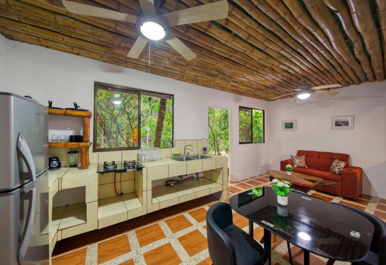 Jungle'S Edge Hotel Nosara Bagian luar foto